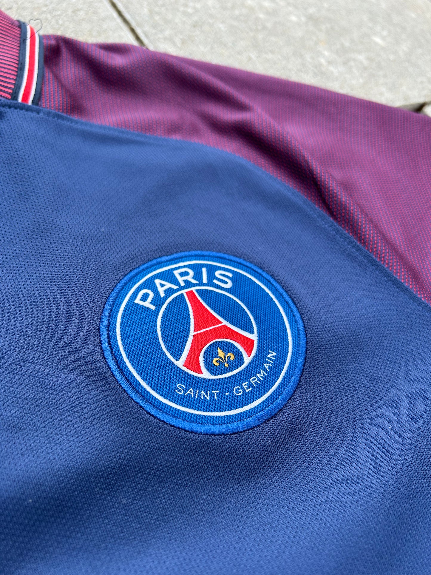 PSG 2017/18 Original Home Shirt Neymar #10 Size M