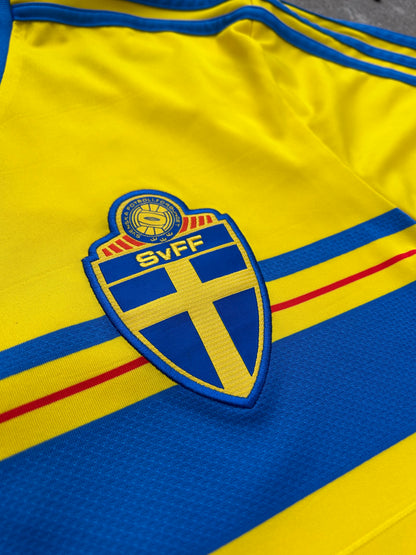 Sweden 2014/15 Original Home Shirt Ibrahimovic #10 Size XL