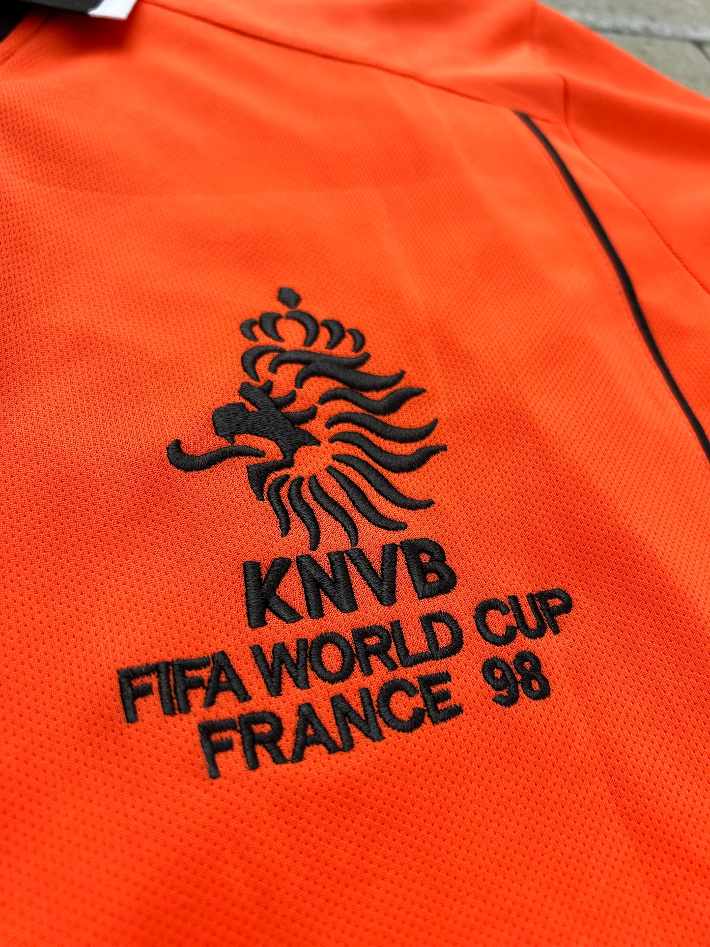 Netherlands 1998/99 Home Shirt Kluivert #9 Size L