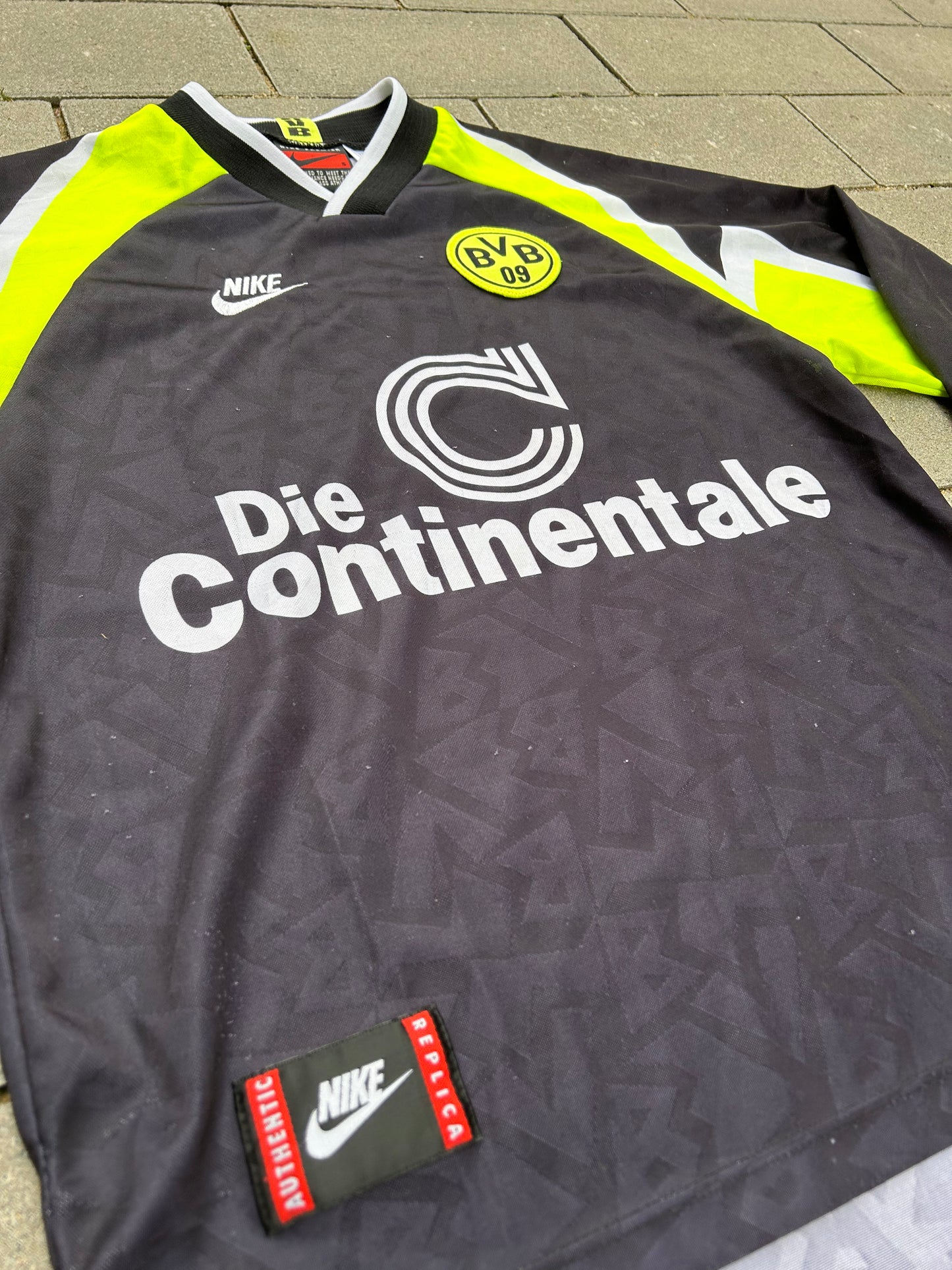 Borussia Dortmund 1995/96 Original Away Shirt L/S Size S