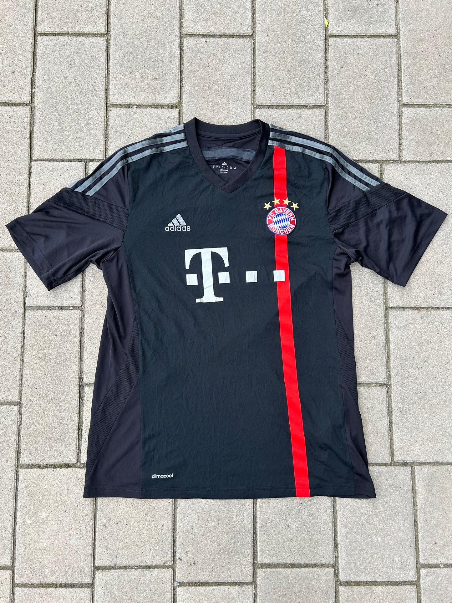 Bayern München 2014/15 Authentic Third Shirt Size L