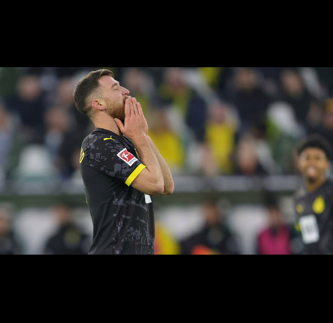 Borussia Dortmund 2023/24 Original Away Shirt Özcan #6 Size M