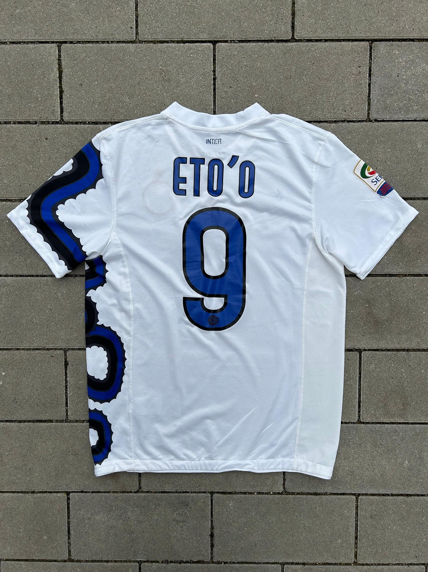 Inter Milan 2010/11 Original Away Shirt Eto'o #9 Size M