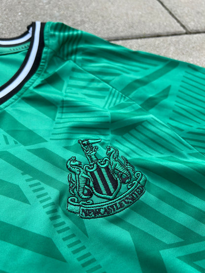 Newcastle United 2023/24 Original Away Shirt Size L