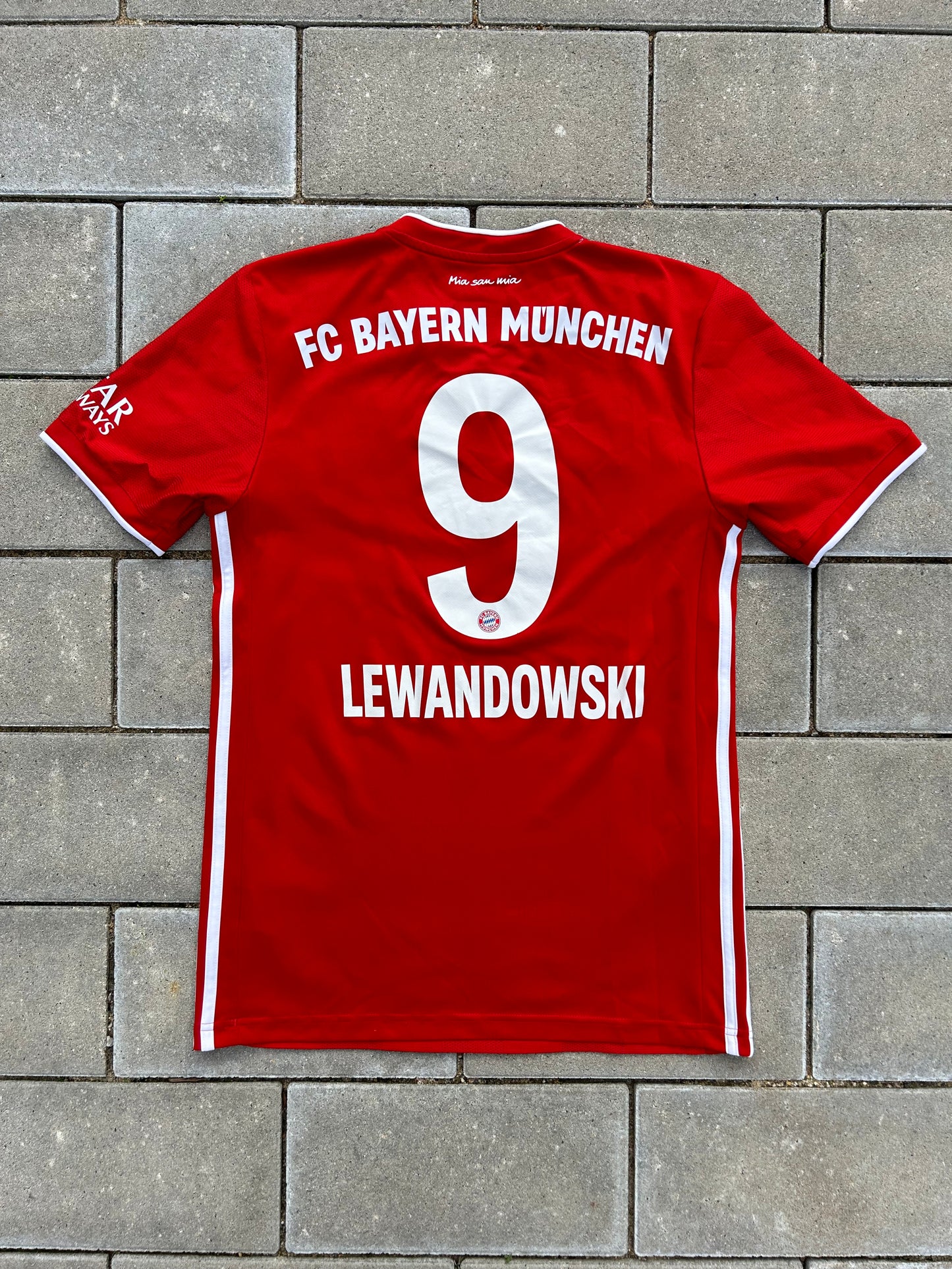 Bayern München 2020/21 Authentic Home Shirt Lewandowski #9 Size S