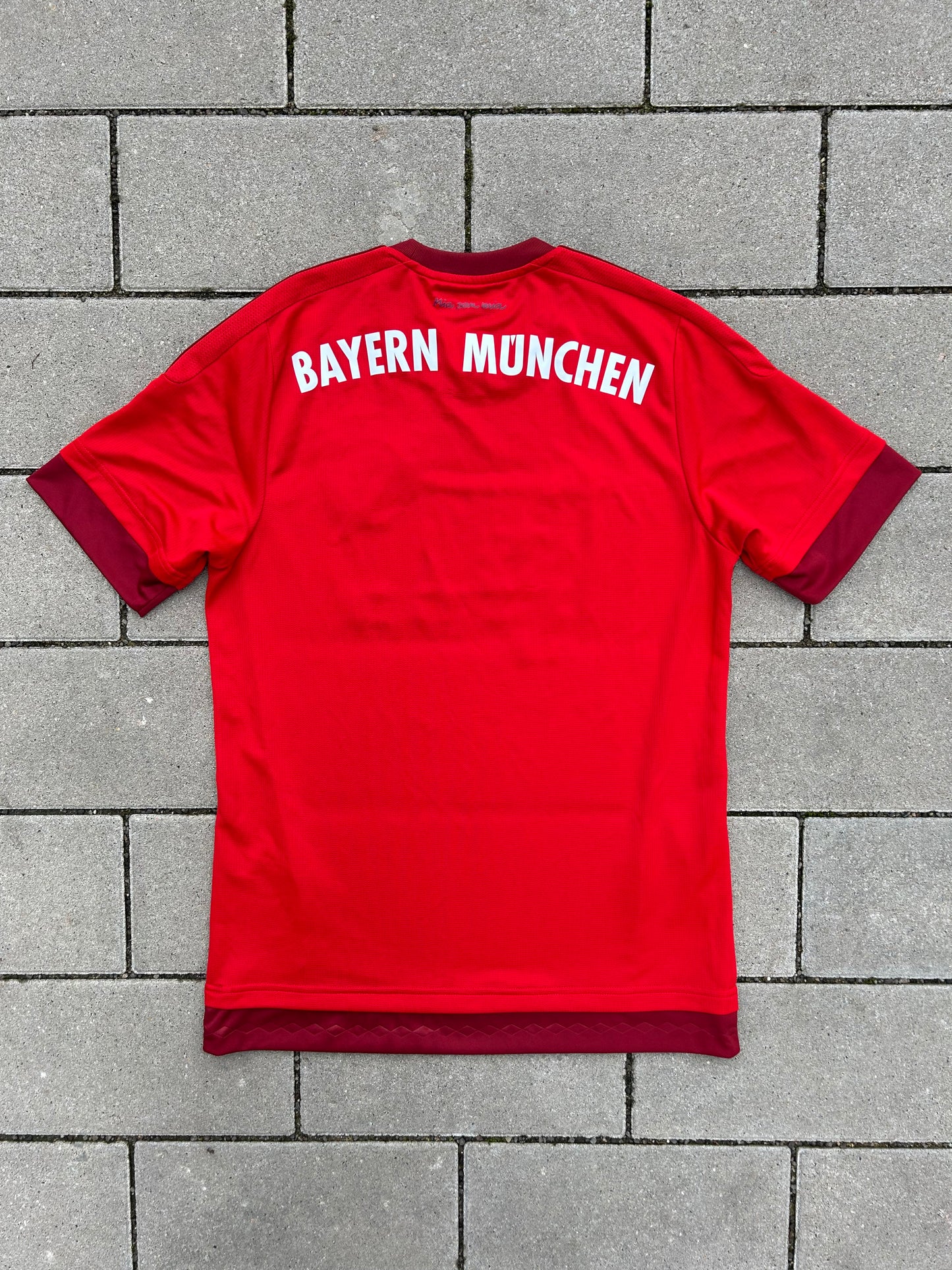 Bayern München 2015/16 Original Home Shirt Size S