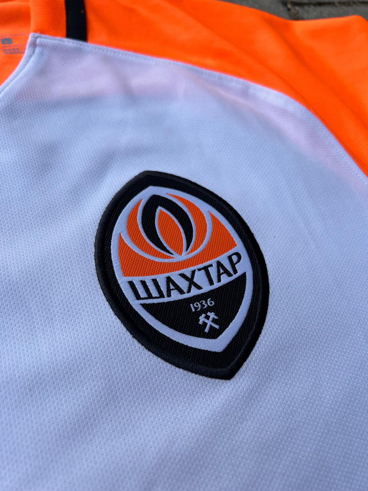 Shakhtar Donetsk 2018/19 Authentic Third European Shirt Size M