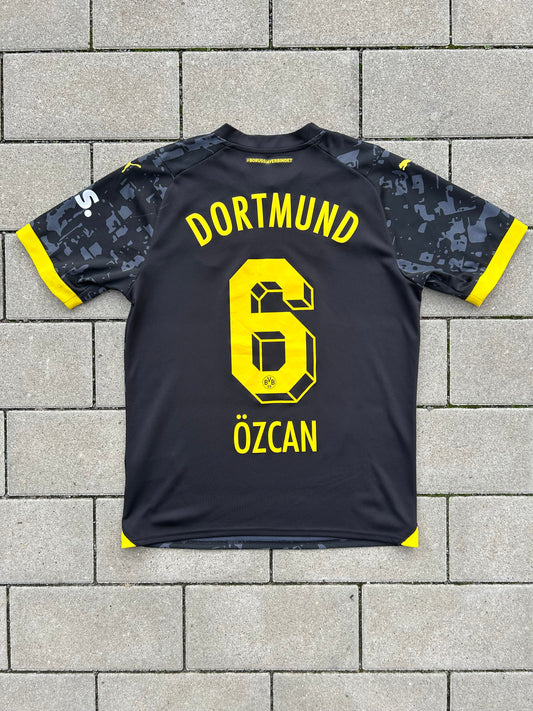 Borussia Dortmund 2023/24 Original Away Shirt Özcan #6 Size M