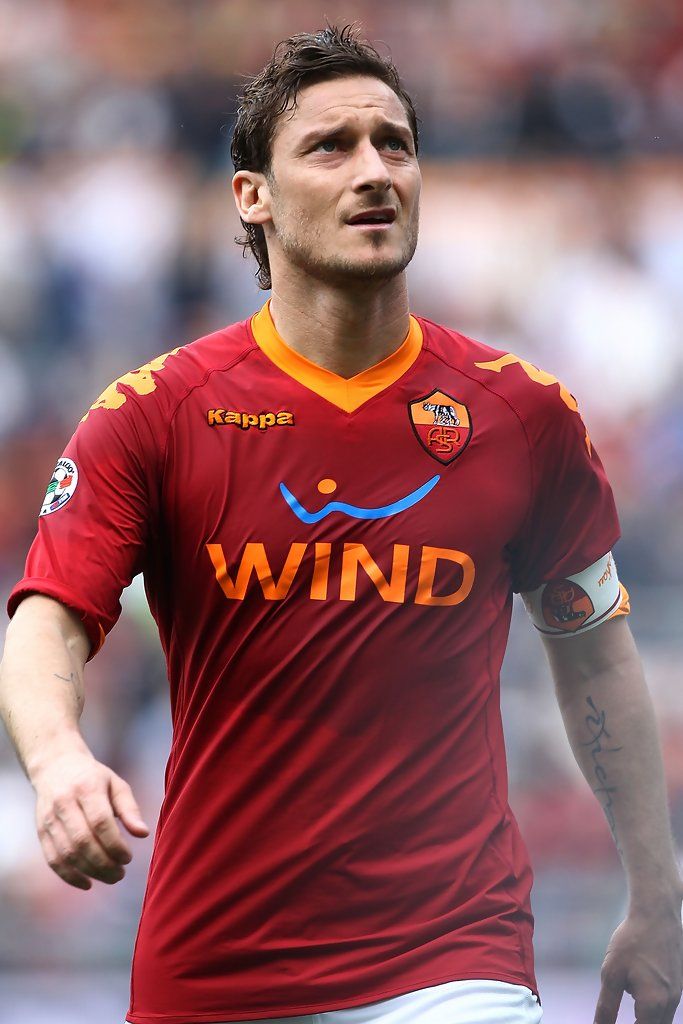 AS Roma 2009/10 Authentic Home Shirt Totti #10 Size L 7