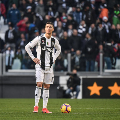 Juventus 2018/19 Original Home Shirt Ronaldo #7 Size S