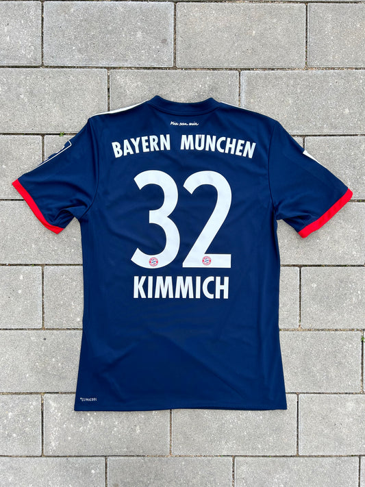 Bayern München 2017/18 Original Away Shirt Kimmich #32 Size S