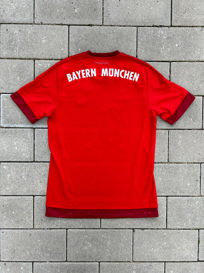 Bayern München 2015/16 Original Home Shirt Size M