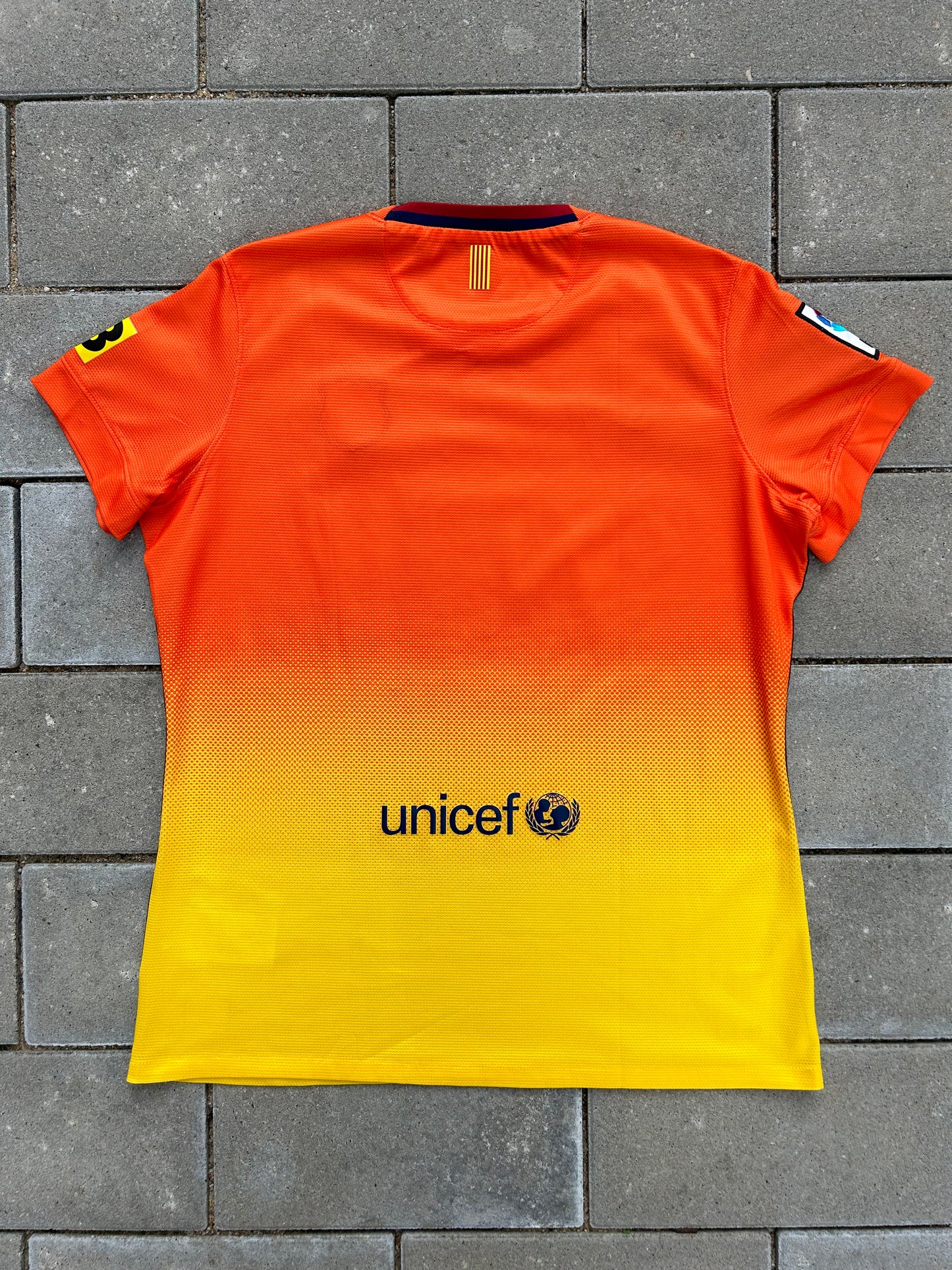 Barcelona 2012/13 Authentic Away Shirt Size L Kids 1