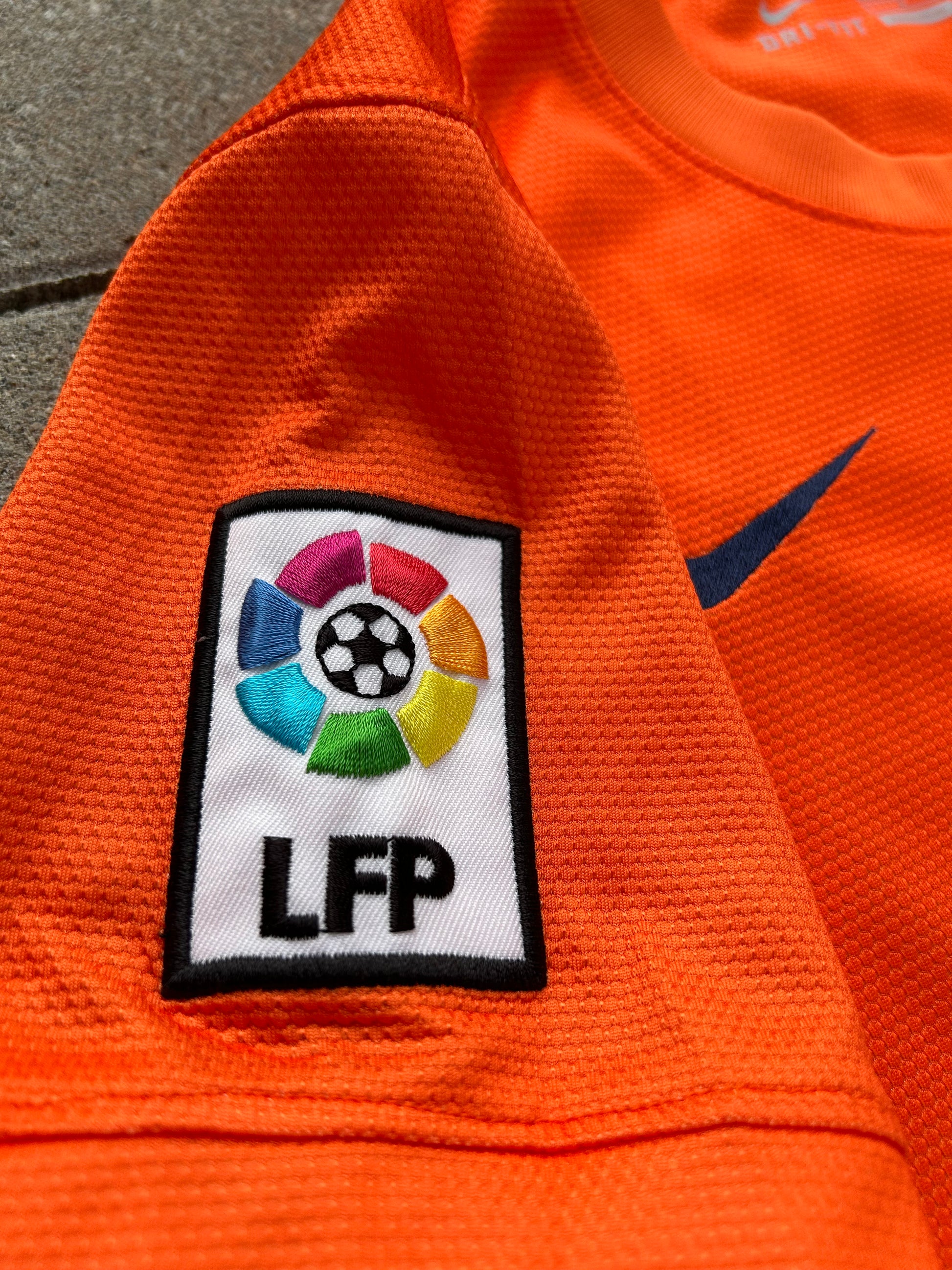Barcelona 2012/13 Authentic Away Shirt Size L Kids 4