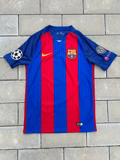 Barcelona 2016/17 Authentic Home Shirt Iniesta #8 Size S 1