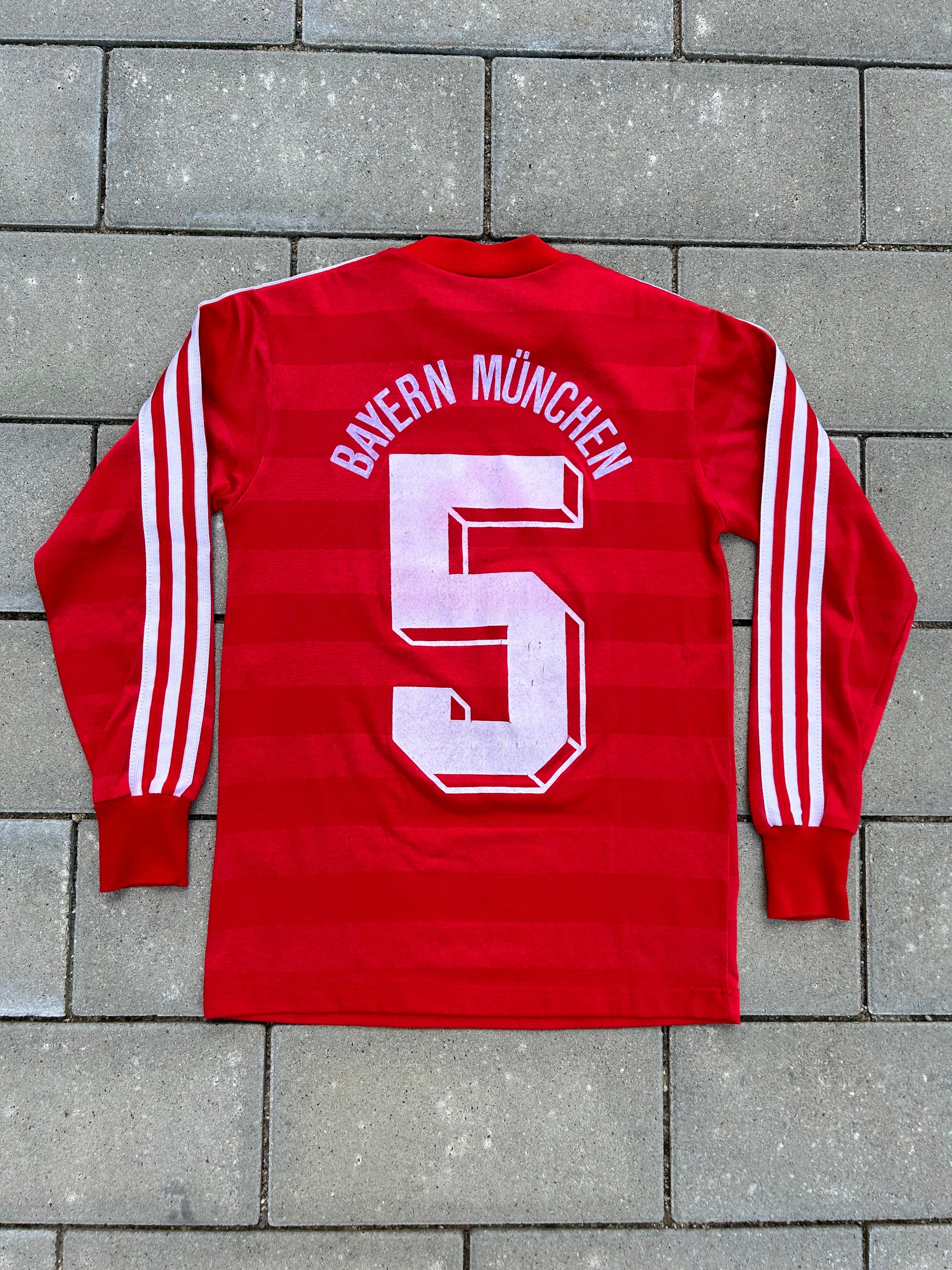Bayern München 1984/85 Authentic Home Shirt Klaus Augenthaler #5 Size XS