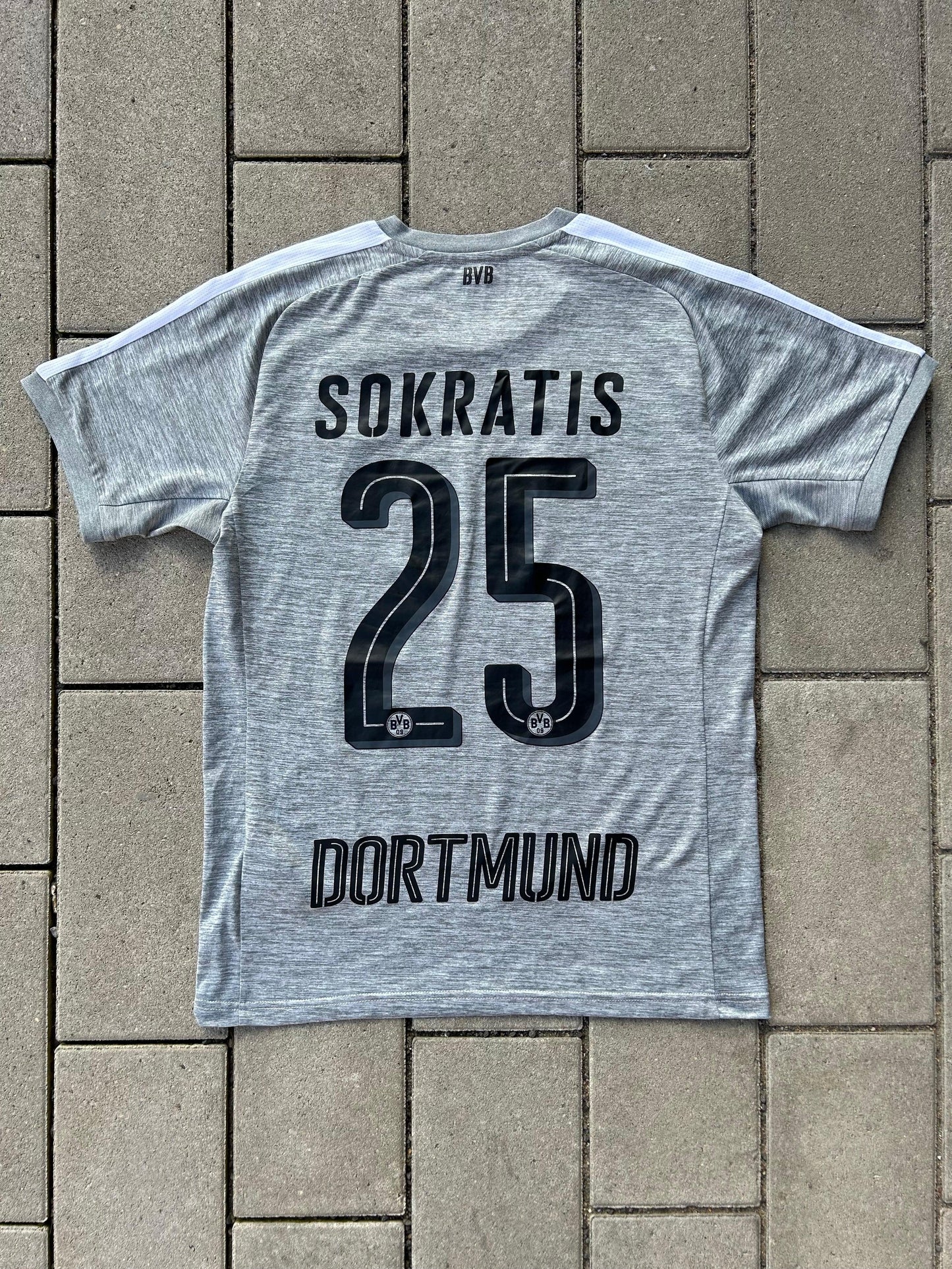 Borussia Dortmund 2017/18 Authentic Home Shirt Sokratis #25 Size S