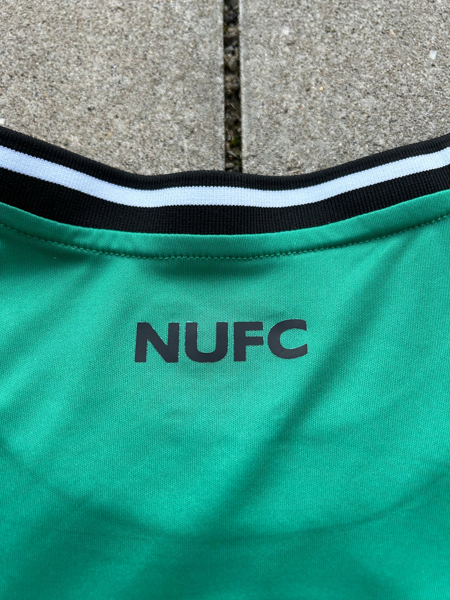 Newcastle United 2023/24 Original Away Shirt Size L