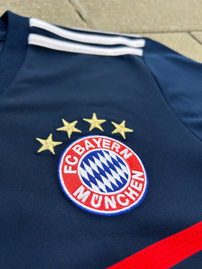 Bayern München 2017/18 Original Away Shirt Kimmich #32 Size S