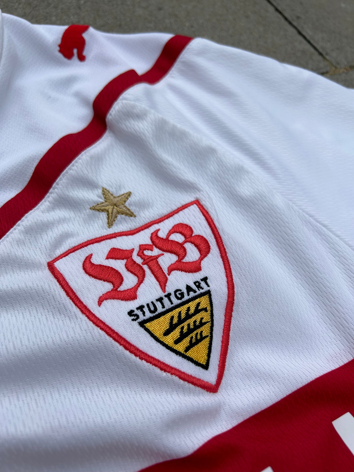 VfB Stuttgart 2009/10 Original Home Shirt L/S Size M
