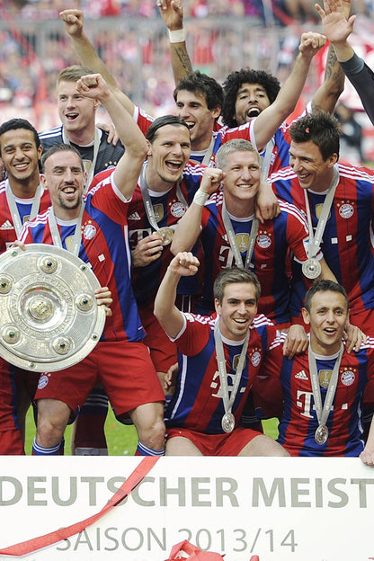 Bayern München 2014/15 Original Home Shirt Size L