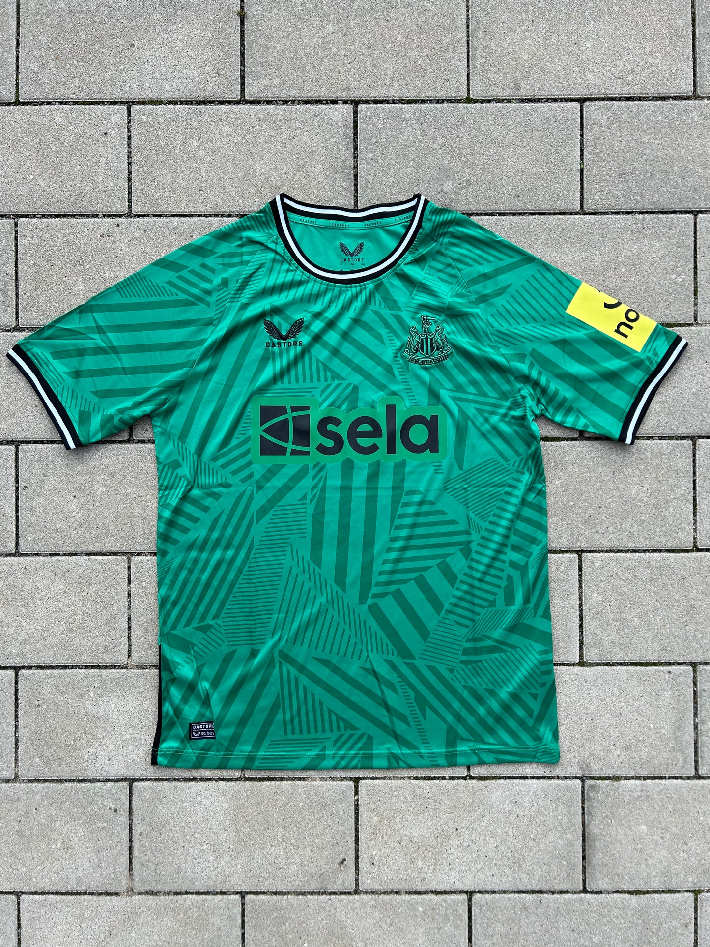 Newcastle United 2023/24 Original Away Shirt Size L