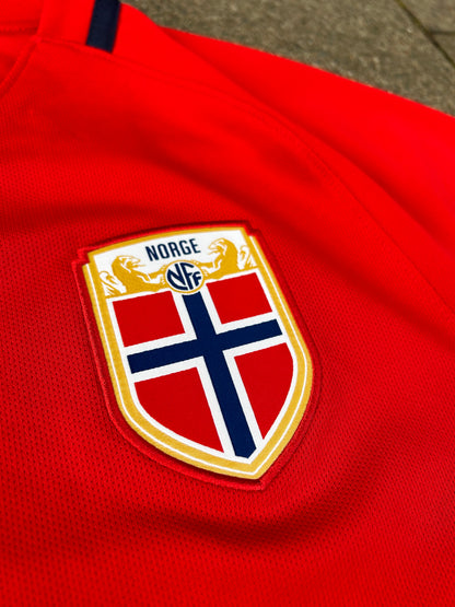 Norway 2016/17 Authentic Home Shirt Size M