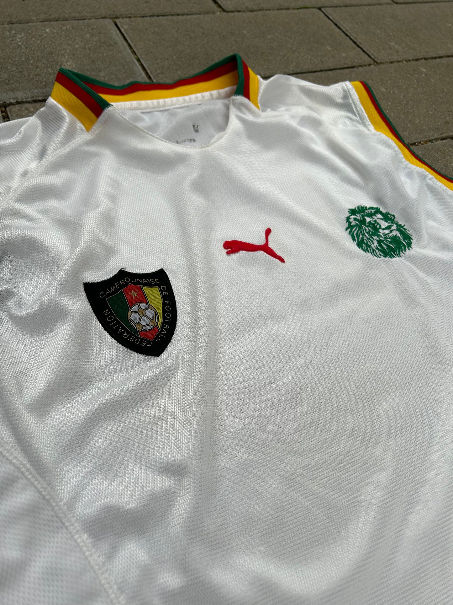 Cameroon 2002/03 Original Away Shirt Size XL