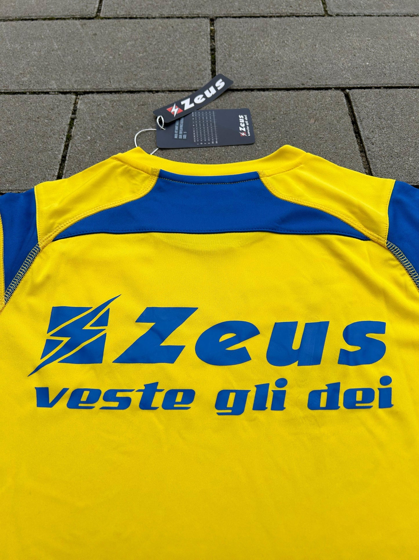 Frosinone 2018/19 Original Training Shirt Size S