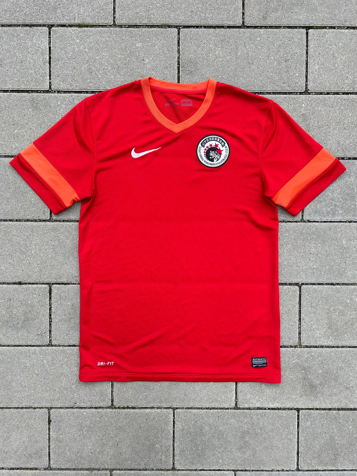 Liaoning Whowhin 2015/16 Original Home Shirt Size M