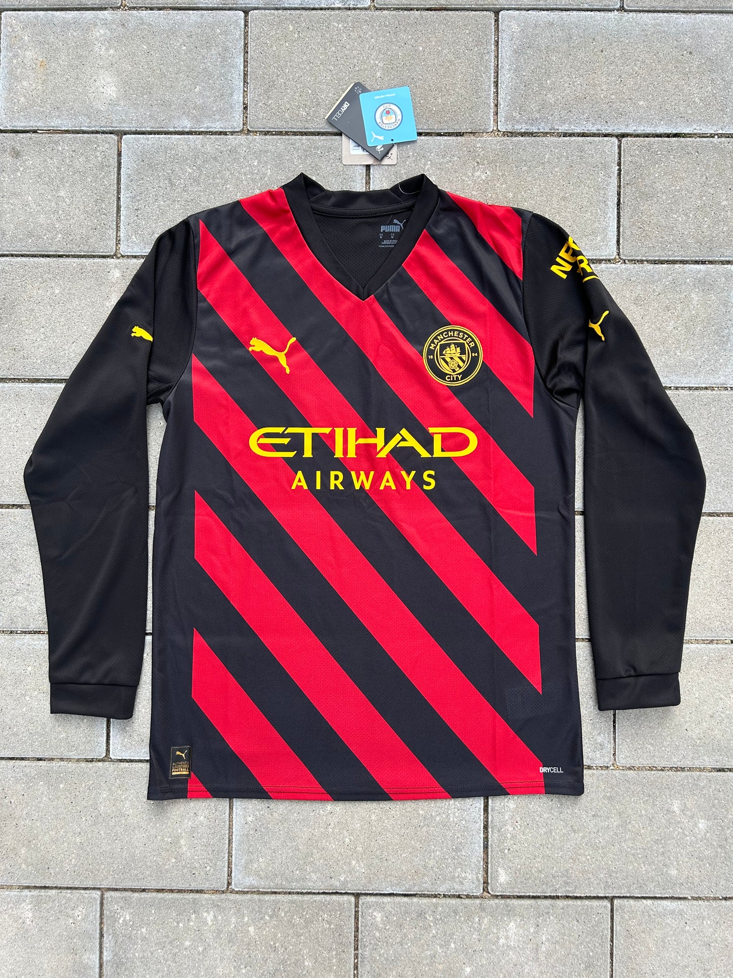 Manchester City 2022/23 Authentic Away Shirt Size M