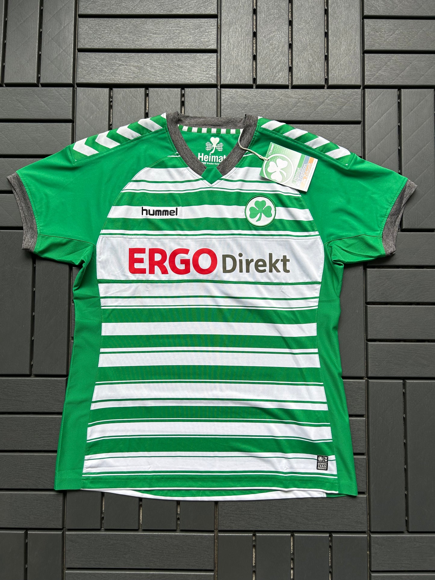 Greuther Fürth 2013/14 Authentic Home Shirt Size XL