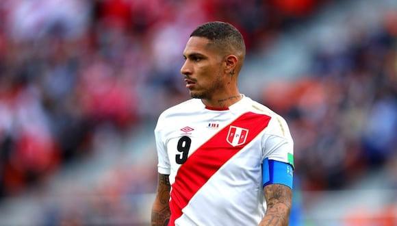 Peru 2018/19 Authentic Home Shirt Guerrero #9 Size S 7