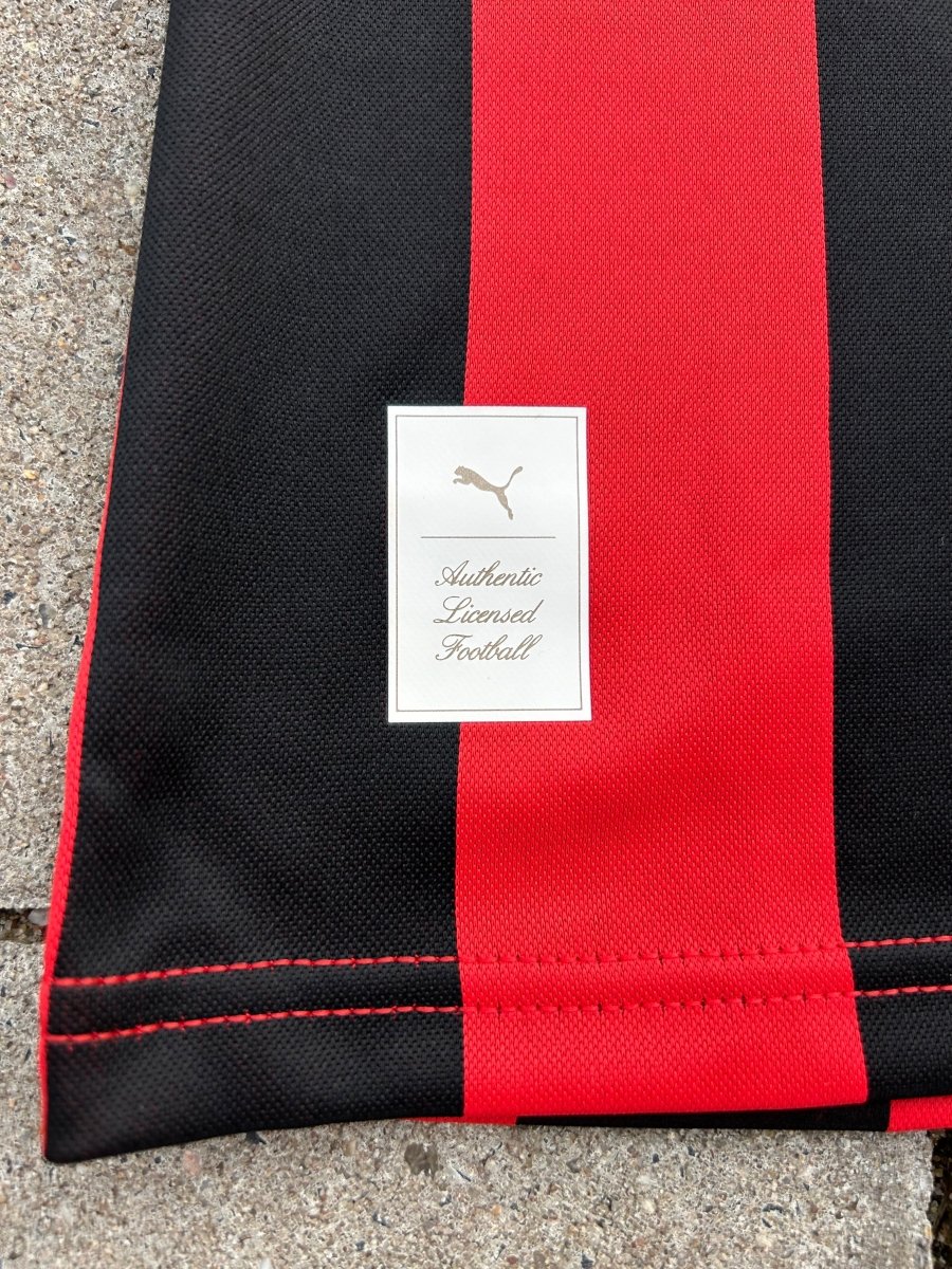 AC Milan 2024/25 Original 125th Anniversary Shirt L/S Size S - Shorty Football Shirts