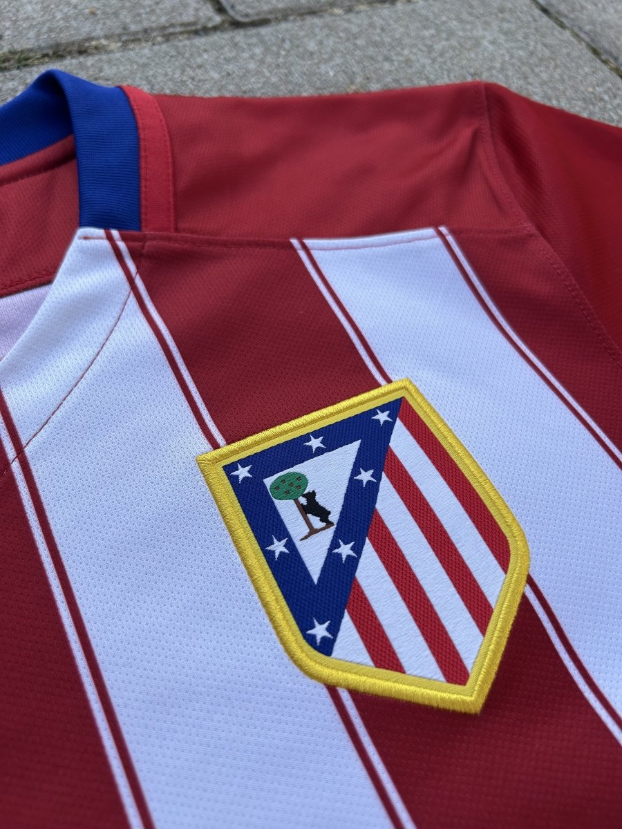 Atlético Madrid 2015/16 Original Home Shirt Griezmann #7 Size S - Shorty Football Shirts