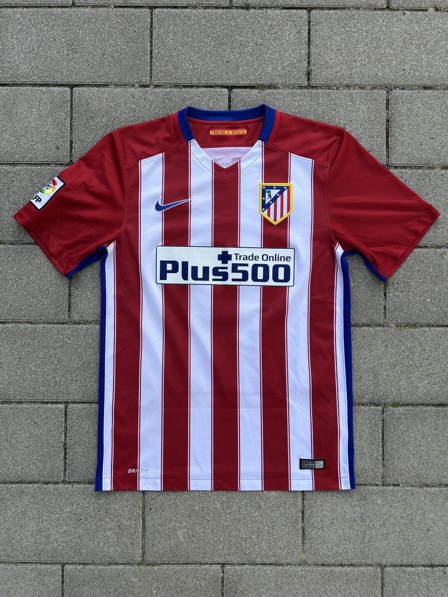 Atlético Madrid 2015/16 Original Home Shirt Griezmann #7 Size S - Shorty Football Shirts