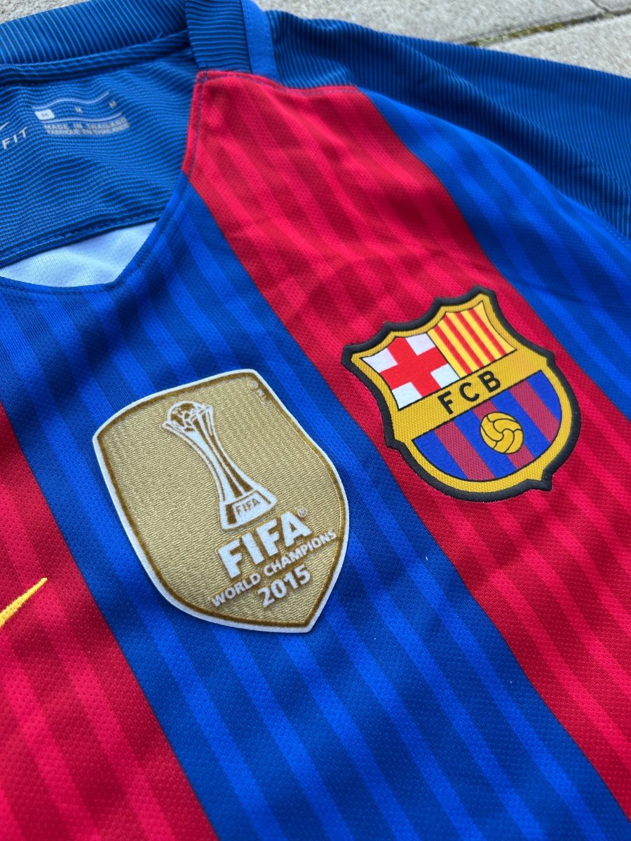 Barcelona 2016/17 Original Home Shirt Messi 10 Size M - Shorty Football Shirts