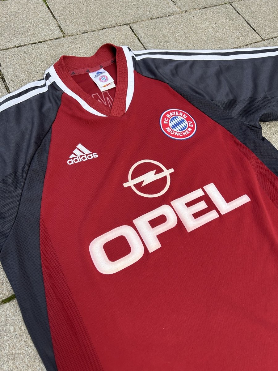 Bayern München 2001/02 Original Home Shirt Size S - Shorty Football Shirts