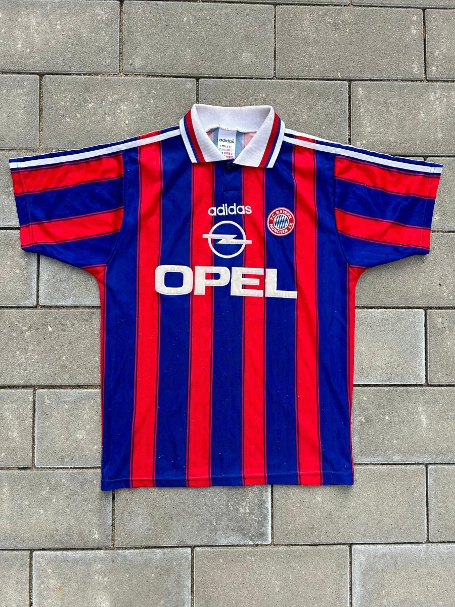 Bayern München KLINSMANN 18 シャツ Bayern München 1995/97 Authentic Home T-Shirt Klinsmann #18 - Size