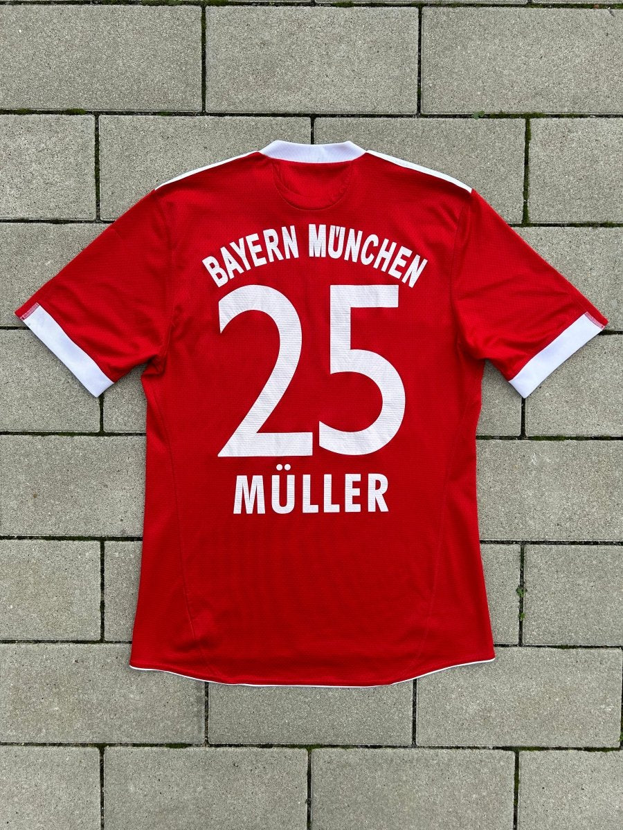 Bayern München 2009/10 Original Home Shirt Müller 25 Size M - Shorty Football Shirts