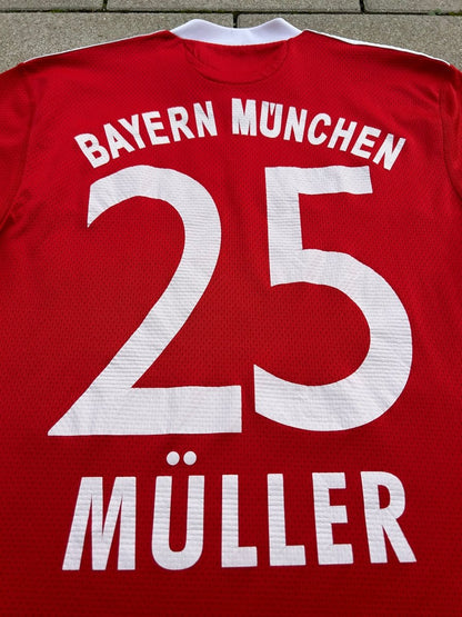 Bayern München 2009/10 Original Home Shirt Müller 25 Size M - Shorty Football Shirts