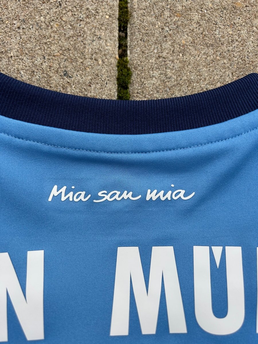 Bayern München 2015/16 Original GK Shirt Neuer 1 Size XL - Shorty Football Shirts