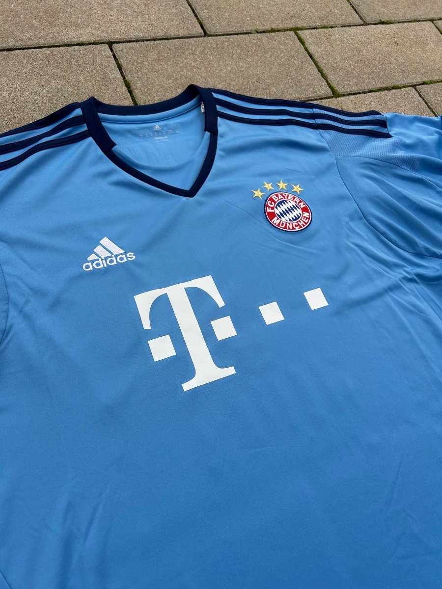 Bayern München 2015/16 Original GK Shirt Neuer 1 Size XL - Shorty Football Shirts