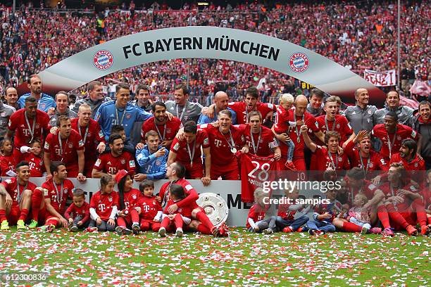 Bayern München 2015/16 Original Home Shirt Size S - Shorty Football Shirts