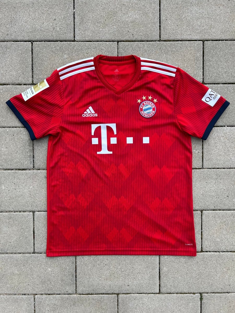Bayern München 2018/19 Home Shirt Ribéry 7 Size M - Shorty Football Shirts