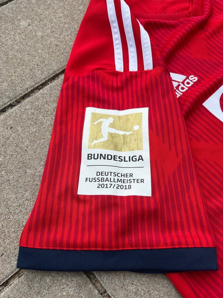 Bayern München 2018/19 Home Shirt Ribéry 7 Size M - Shorty Football Shirts