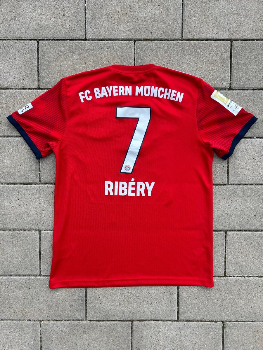 Bayern München 2018/19 Home Shirt Ribéry 7 Size M - Shorty Football Shirts
