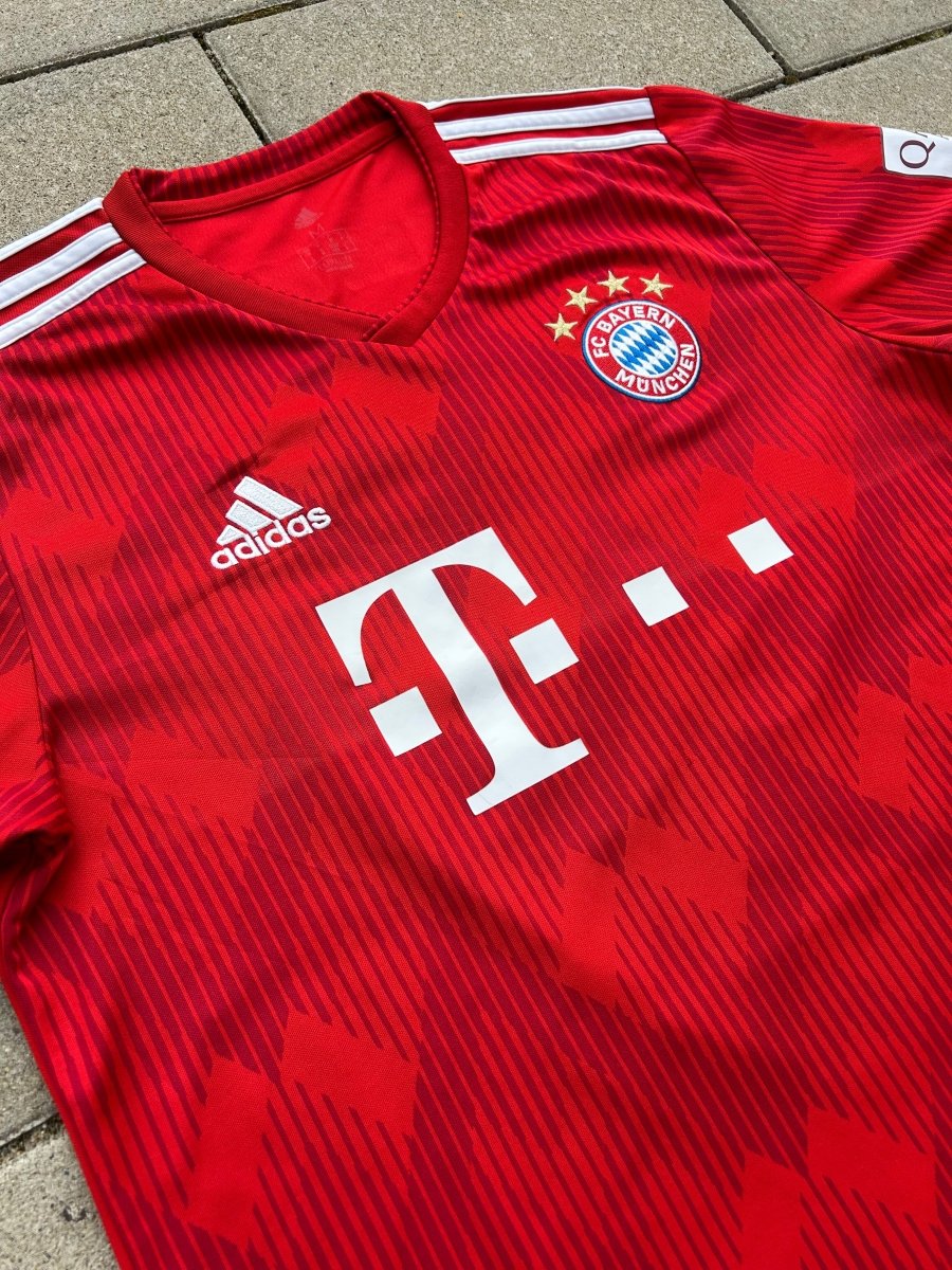 Bayern München 2018/19 Home Shirt Robben 10 Size M - Shorty Football Shirts