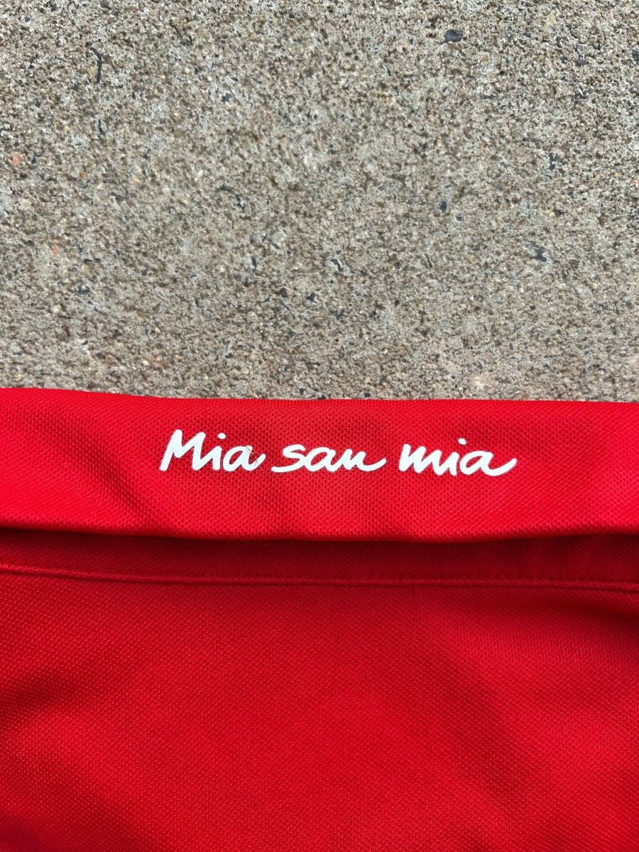 Bayern Munich 2016/17 Original Home Shirt Müller 25 Size M - Shorty Football Shirts