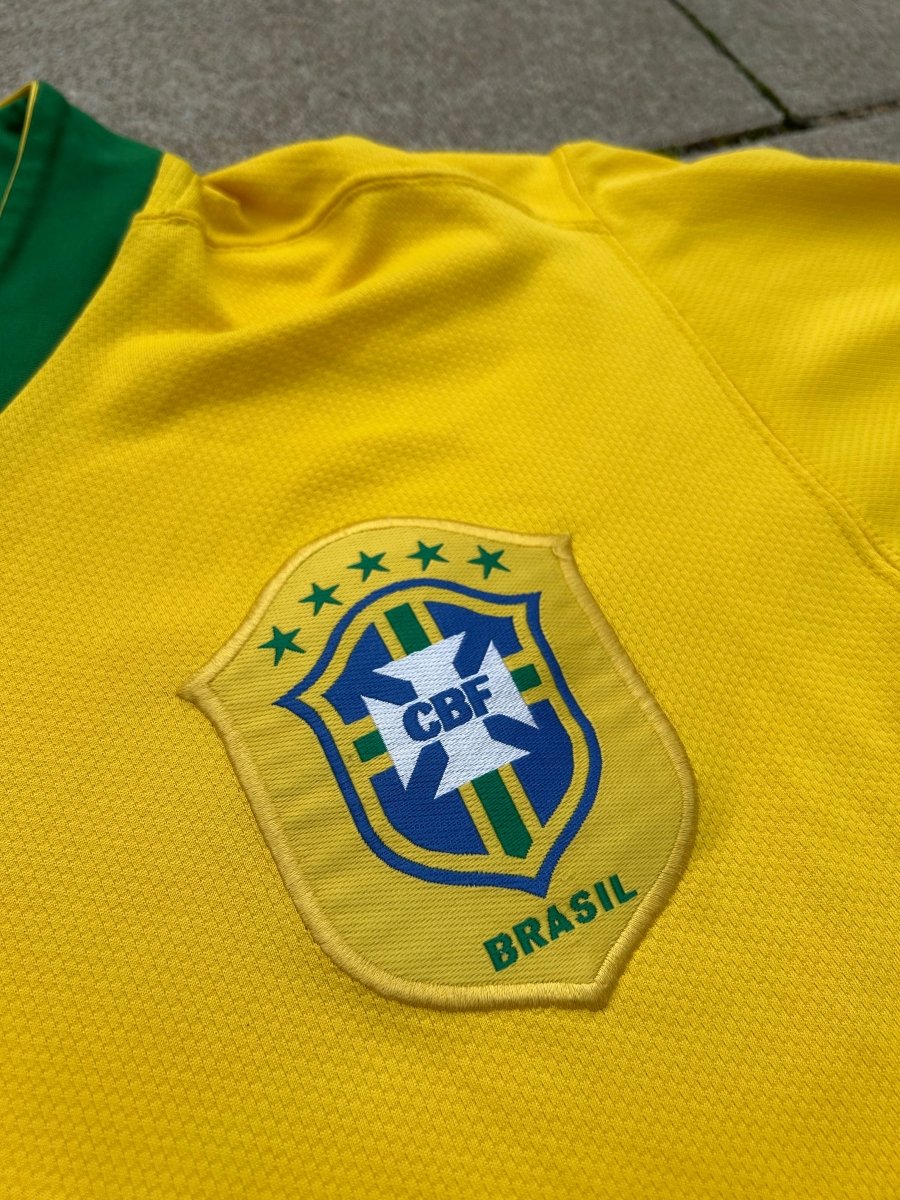 Brazil 2006/07 Original Home Shirt Ronaldinho 10 Size M - Shorty Football Shirts